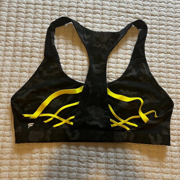 Fabletics Boost Medium Impact Sports Bra – Size XL – Black Charcoal Camo Yellow - Picture 4 of 6